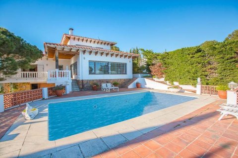 Talo myytävänä Calella De Palafrugell, Girona, Espanja, 6 makuuhuonetta, 446 m2 No. 22803 - kuva 1
