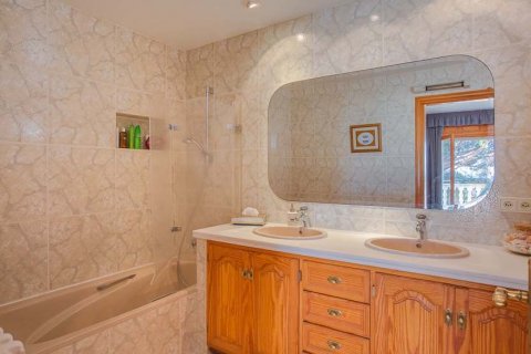 Talo myytävänä Calella De Palafrugell, Girona, Espanja, 6 makuuhuonetta, 446 m2 No. 22803 - kuva 21