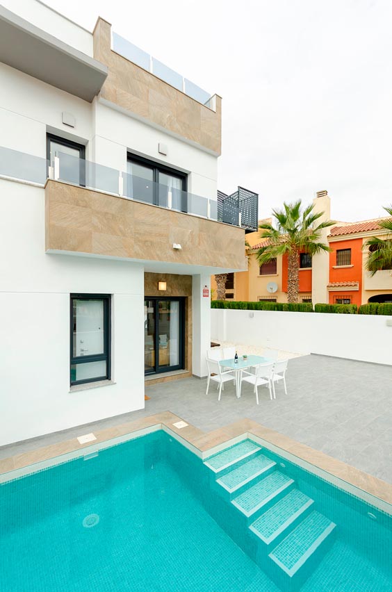 House in Torrevieja, Alicante, Spain 3 bedrooms, 106 sq.m. No. 102164