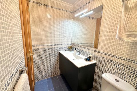 Apartment for sale Alicante, Spain 2 bedrooms, 85 sq.m. No. 119074 - photo 15