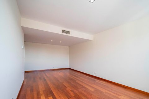 Apartment for sale Madrid, Spain 2 bedrooms, 115 sq.m. No. 58875 - photo 4