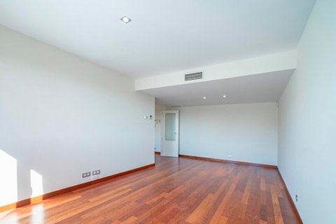 Apartment for sale Madrid, Spain 2 bedrooms, 115 sq.m. No. 58875 - photo 3