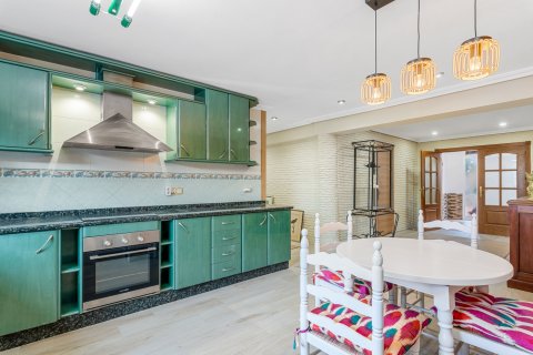 Продажа виллы в Торревьеха, Аликанте, Испания 4 спальни, 360м2 №119078 - фото 16