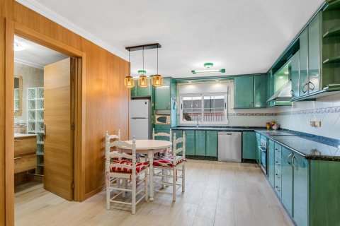 Продажа виллы в Торревьеха, Аликанте, Испания 4 спальни, 360м2 №119078 - фото 14