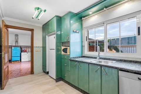 Продажа виллы в Торревьеха, Аликанте, Испания 4 спальни, 360м2 №119078 - фото 18