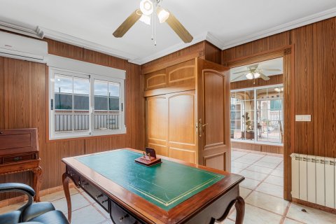 Продажа виллы в Торревьеха, Аликанте, Испания 4 спальни, 360м2 №119078 - фото 25