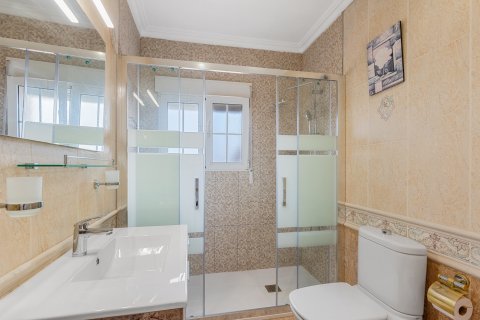 Продажа виллы в Торревьеха, Аликанте, Испания 4 спальни, 360м2 №119078 - фото 29