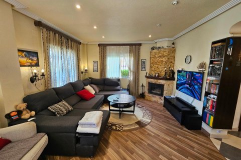 Villa zum Verkauf Alicante, Spanien 3 Schlafzimmer, 195 m2 Nr. 112989 - Foto 2