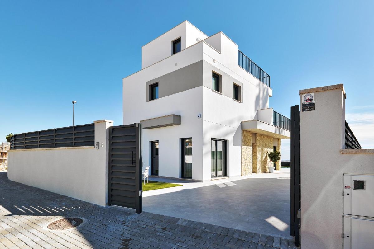 Villa à San Miguel de Salinas, Alicante, Espagne 3 chambres, 197 m2 No. 112995