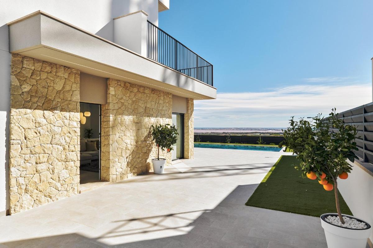 Villa à San Miguel de Salinas, Alicante, Espagne 3 chambres, 197 m2 No. 112995
