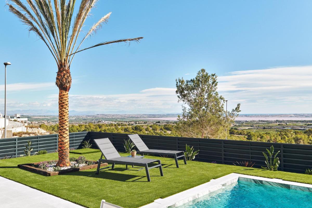 Villa à San Miguel de Salinas, Alicante, Espagne 3 chambres, 197 m2 No. 112995
