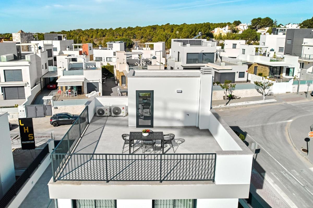 Villa à San Miguel de Salinas, Alicante, Espagne 3 chambres, 197 m2 No. 112995