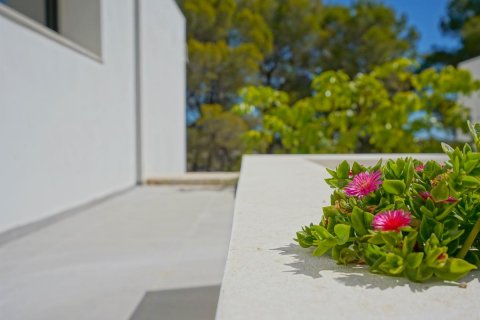 Villa till salu Moraira, Alicante, Spanien 4 sovrum, 560 kvm. Nr. 83878 - foto 23