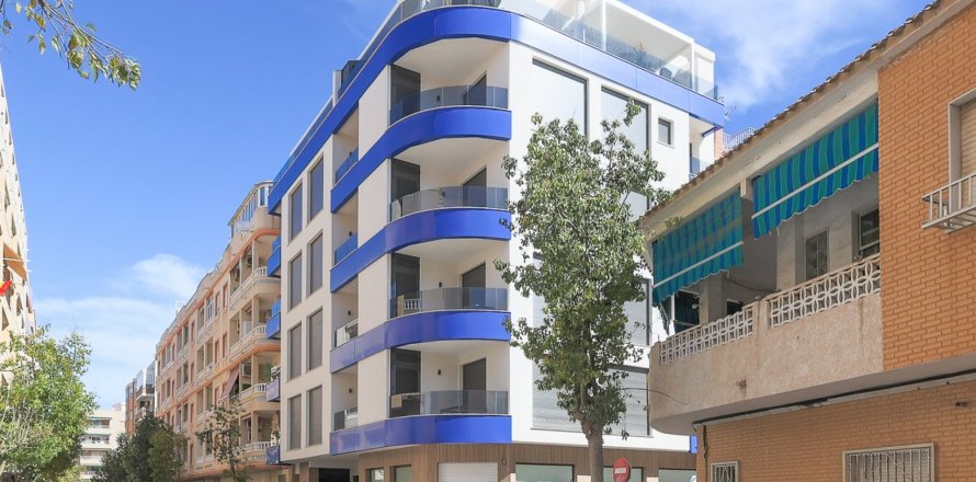 Apartment Torrevieja, Alicante, Spain 2 bedrooms, 83 sq.m. No. 116189
