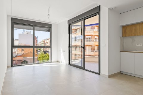 Apartment for sale Torrevieja, Alicante, Spain 2 bedrooms, 83 sq.m. No. 116189 - photo 4