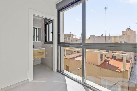 Apartment for sale Torrevieja, Alicante, Spain 2 bedrooms, 83 sq.m. No. 116189 - photo 10