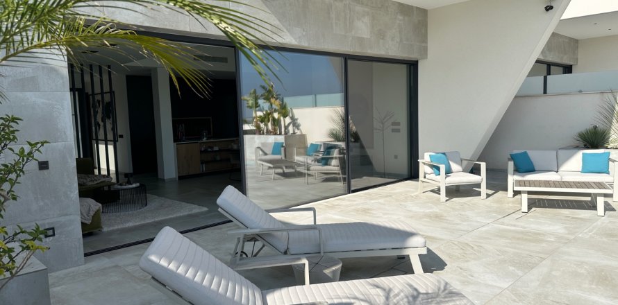 Villa Ciudad Quesada, Alicante, Spagna 4 camere da letto, 240 mq. N° 118857