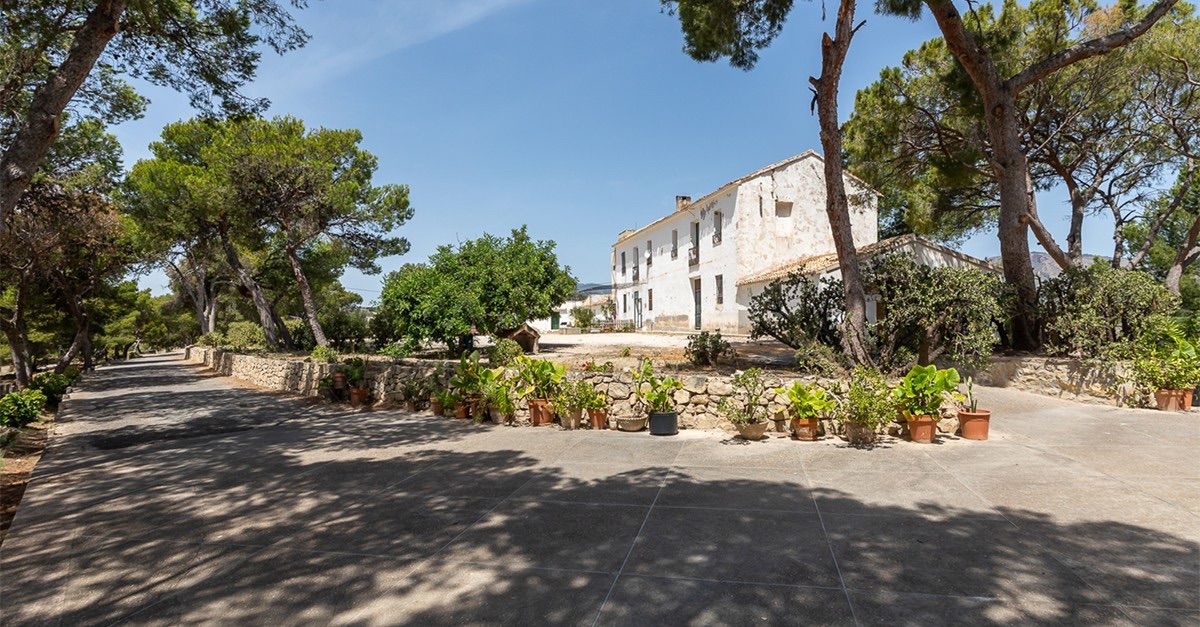 Villa a Villajoyosa, Alicante, Spagna 8 camere da letto, 800 mq. N° 95515