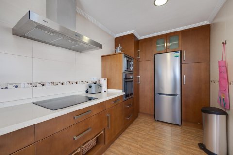 Apartment for sale Torrevieja, Alicante, Spain 3 bedrooms, 100 sq.m. No. 113225 - photo 4