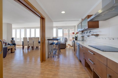 Apartment for sale Torrevieja, Alicante, Spain 3 bedrooms, 100 sq.m. No. 113225 - photo 7
