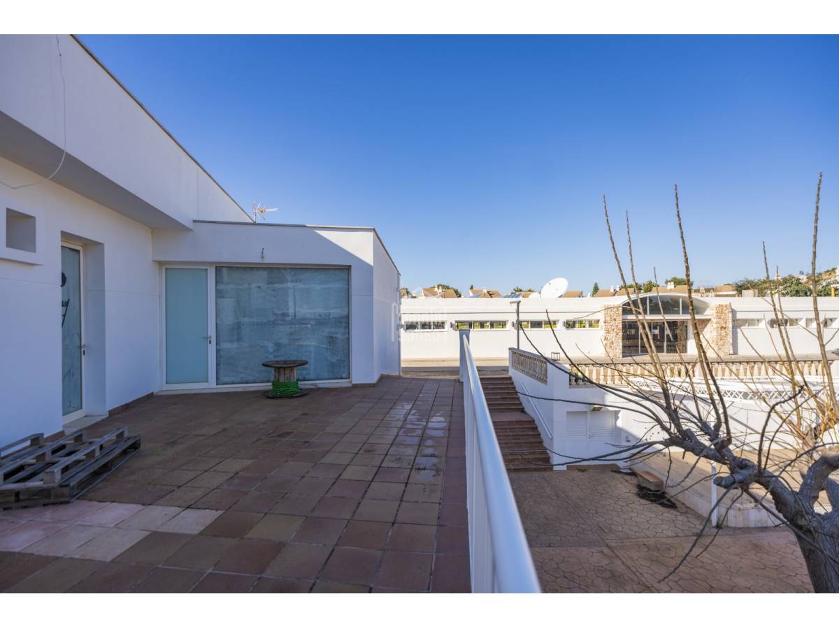 Propiedad comercial en Sant Lluis, Menorca, España 78 m2 No. 110929