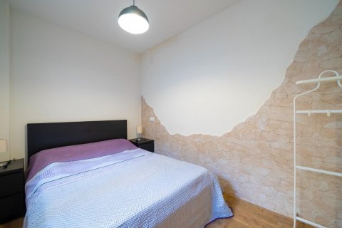 Dzīvoklis īrēšanai Alicante, Spānijā 1 istaba, 90 m2 Nr. 109199 - attēls 14