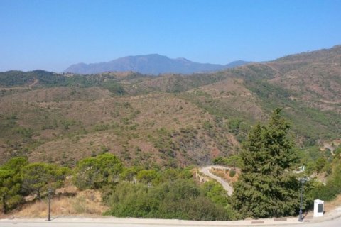 Land plot for sale Benahavis, Malaga, Spain No. 93234 - photo 1