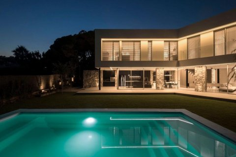 Māja pārdošanā Teia, Barcelona, Spānijā 6 istabas, 494 m2 Nr. 23011 - attēls 2