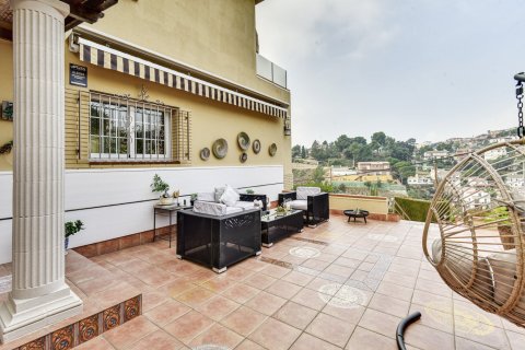 House for sale Santa Susanna, Barcelona, Spain 5 bedrooms, 295 sq.m. No. 93255 - photo 18