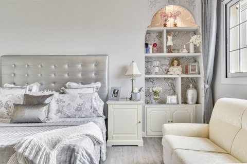 House for sale Santa Susanna, Barcelona, Spain 5 bedrooms, 295 sq.m. No. 93255 - photo 29