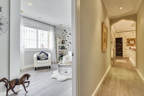 House for sale Santa Susanna, Barcelona, Spain 5 bedrooms, 295 sq.m. No. 93255 - photo 30