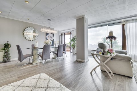 House for sale Santa Susanna, Barcelona, Spain 5 bedrooms, 295 sq.m. No. 93255 - photo 7