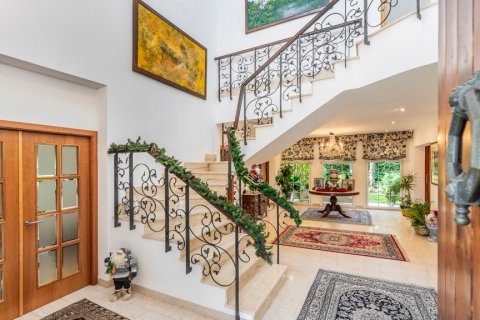 Villa zum Verkauf Madrid, Spanien 6 Schlafzimmer, 807.16 m2 Nr. 107289 - Foto 11