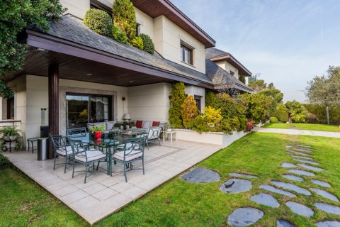Villa zum Verkauf Madrid, Spanien 6 Schlafzimmer, 807.16 m2 Nr. 107289 - Foto 7