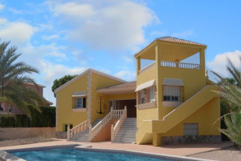 Villa in La Manga del Mar Menor, Murcia, Spain 3 bedrooms, 465 sq.m. No. 110105