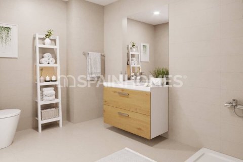Apartment à vendre Estepona, Malaga, Espagne, 4 chambres, 98 m2 No. 107234 - photo 4
