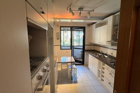 Appartamento in vendita Madrid, Spagna 114 mq. N° 109373 - foto 23