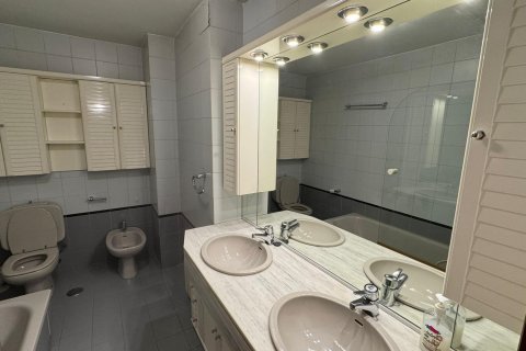 Appartamento in vendita Madrid, Spagna 114 mq. N° 109373 - foto 14