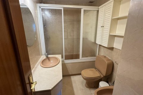 Appartamento in vendita Madrid, Spagna 114 mq. N° 109373 - foto 15