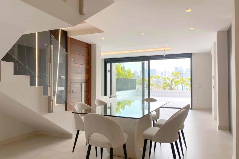 Takvåning till salu i Benidorm, Alicante, Spanien 4 sovrum, 175 kvm. Nr. 108070 - foto 22