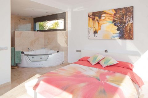 Māja pārdošanā Lloret de Mar, Girona, Spānijā 4 istabas, 300 m2 Nr. 22817 - attēls 15