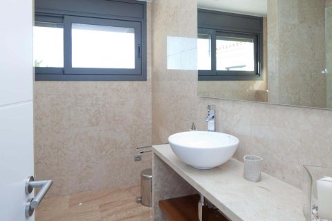Māja pārdošanā Lloret de Mar, Girona, Spānijā 4 istabas, 300 m2 Nr. 22817 - attēls 17