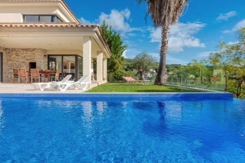 Māja pārdošanā Lloret de Mar, Girona, Spānijā 4 istabas, 300 m2 Nr. 22817 - attēls 2