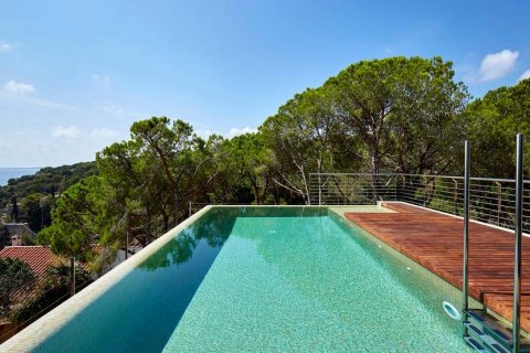 Talo myytävänä Lloret de Mar, Girona, Espanja, 4 makuuhuonetta, 331 m2 No. 22813 - kuva 7