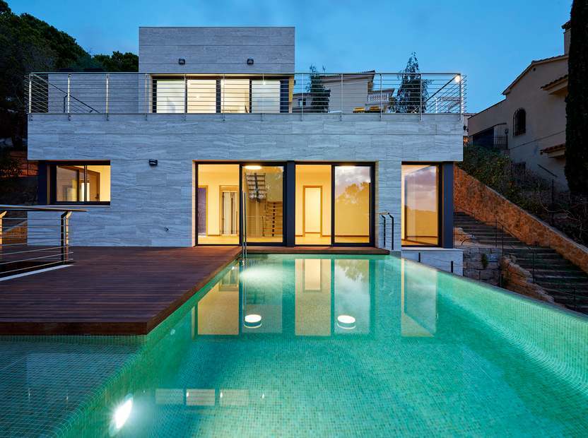 Casa a Lloret de Mar, Girona, Spagna 4 camere da letto, 331 mq. N° 22813