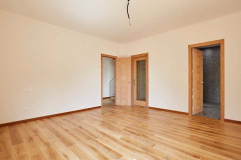Talo myytävänä Lloret de Mar, Girona, Espanja, 4 makuuhuonetta, 331 m2 No. 22813 - kuva 28