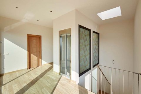 Talo myytävänä Lloret de Mar, Girona, Espanja, 4 makuuhuonetta, 331 m2 No. 22813 - kuva 16