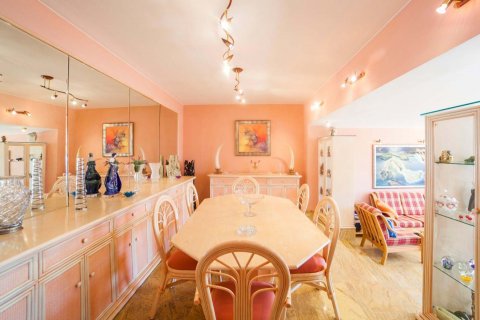Talo myytävänä Lloret de Mar, Girona, Espanja, 5 makuuhuonetta, 420 m2 No. 22796 - kuva 8