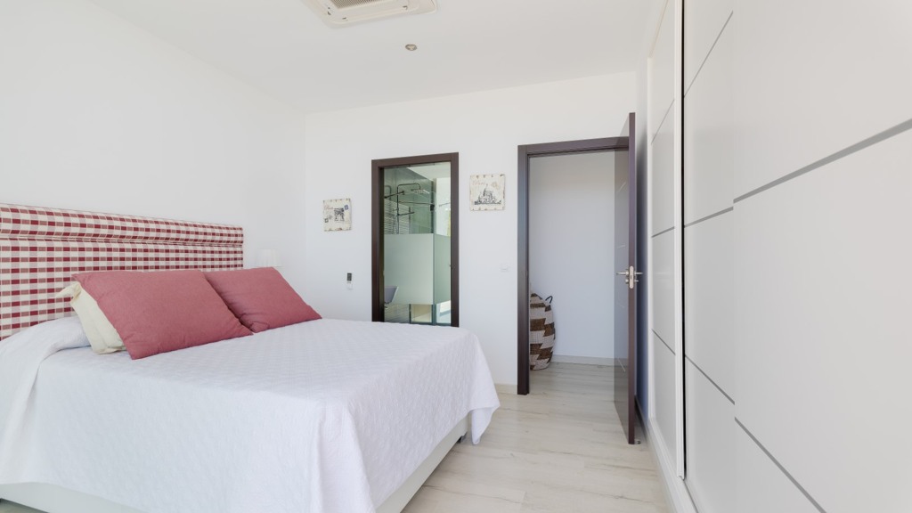 Villa à Zahara de los Atunes, Cadiz, Espagne 7 chambres, 329 m2 No. 102279