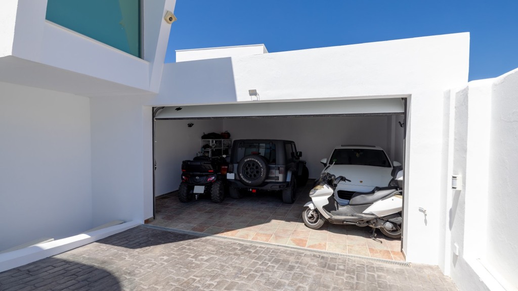 Villa à Zahara de los Atunes, Cadiz, Espagne 7 chambres, 329 m2 No. 102279